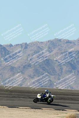 media/Jan-15-2026-Racers Edge (Thu) [[dfebeb70ab]]/3-B Group/Session 2 (Bowl Exit)/